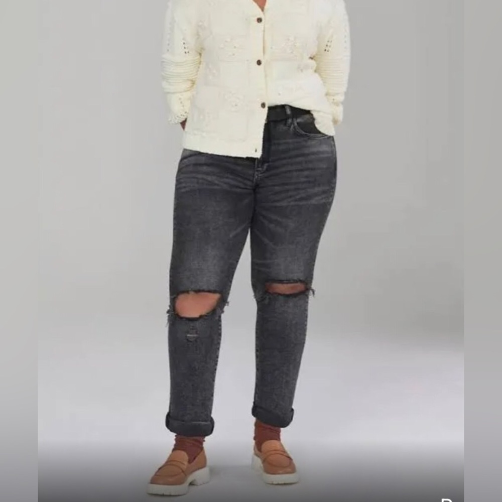 Pilcro for Anthropologie Women’s size 18 W black wash slim boyfriend jean.